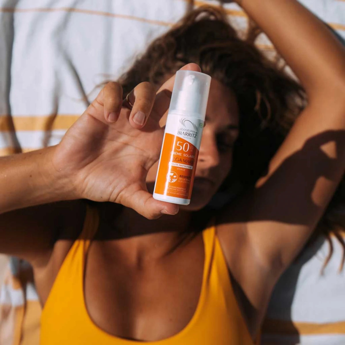 ALGA MARIS Aurinkovoide kasvoille SPF50 50 ml antaa iholle antioksidanttista suojaa, kosteuttaa ja ravitsee