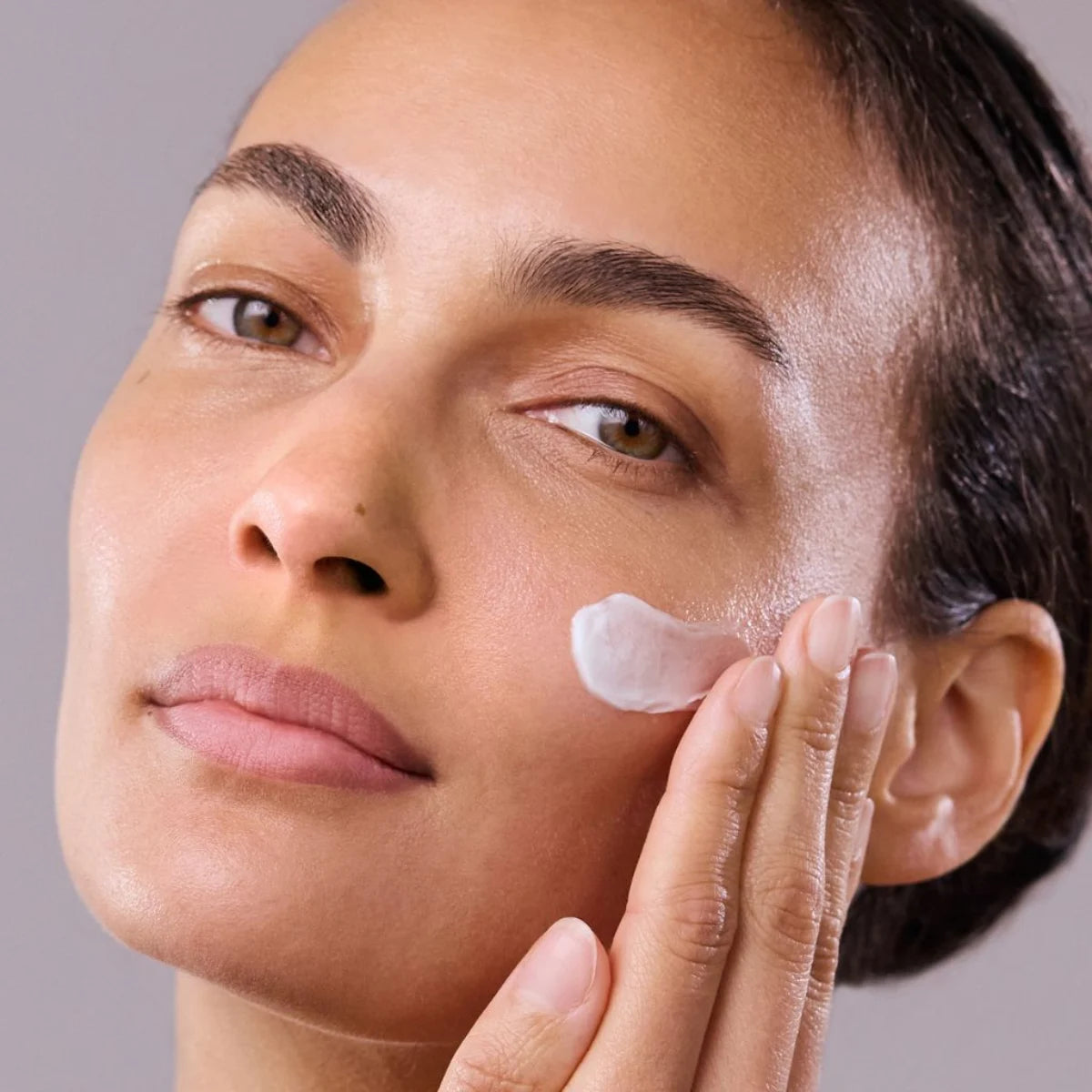 EVOLVE Daily Renew Facial Cream elvyttää väsynyttä ihoa