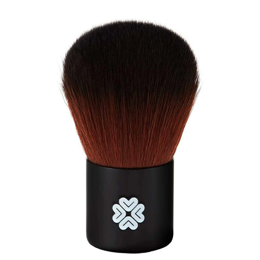 LILY Lolo Baby Kabuki Brush pehmeä, pyöristetty reuna ja kompakti koko