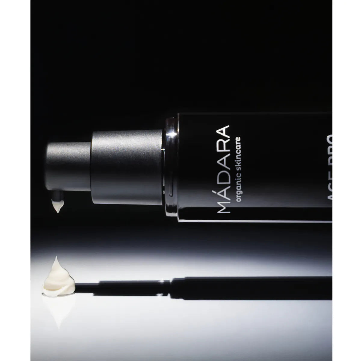 Mádara Age Pro Renew Yövoide 50 ml – syväkosteuttava kasvovoide