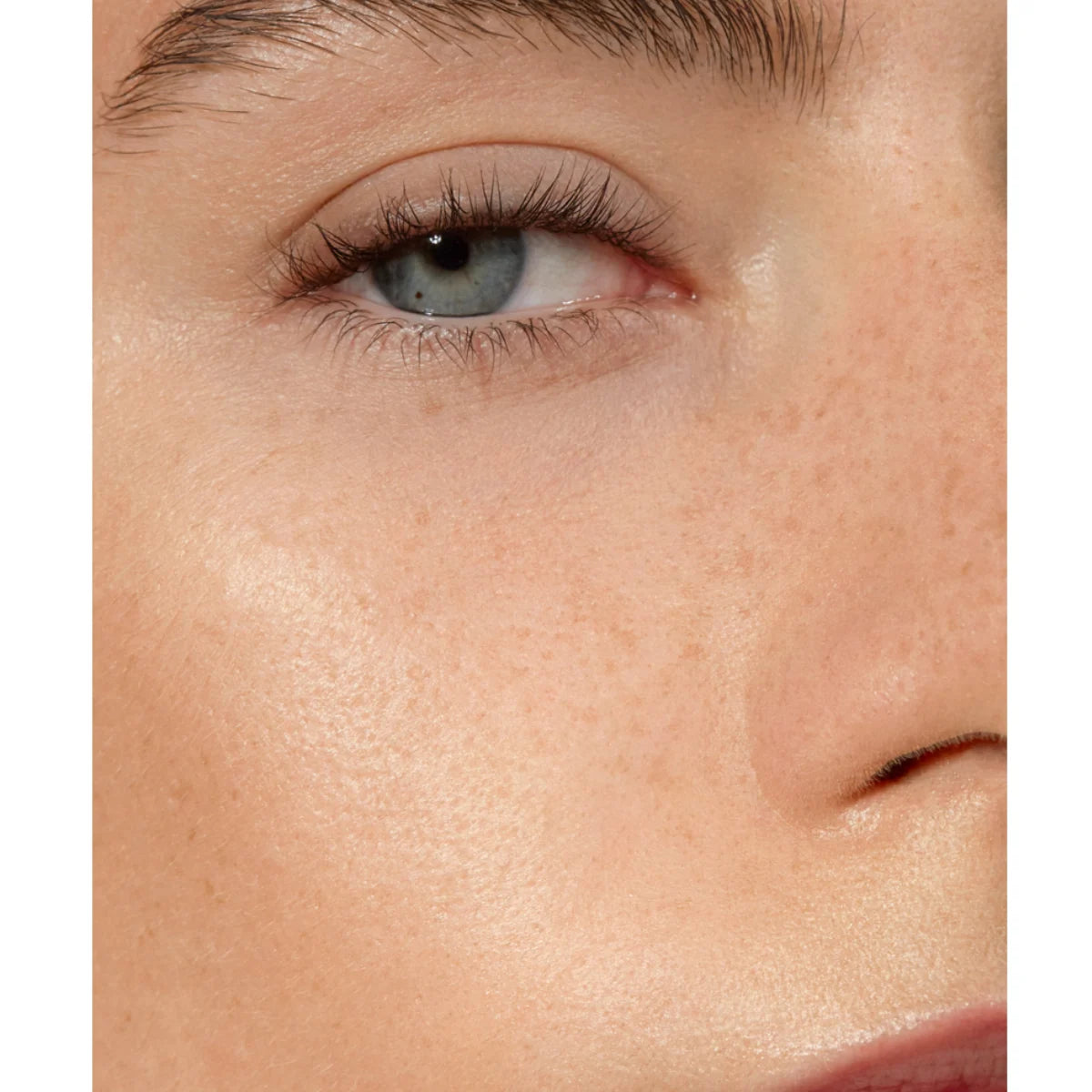 Mádara H2O Tint Hyaluron Tinted Serum 3 Sun Flower – sävyttävä kasvoseerumi