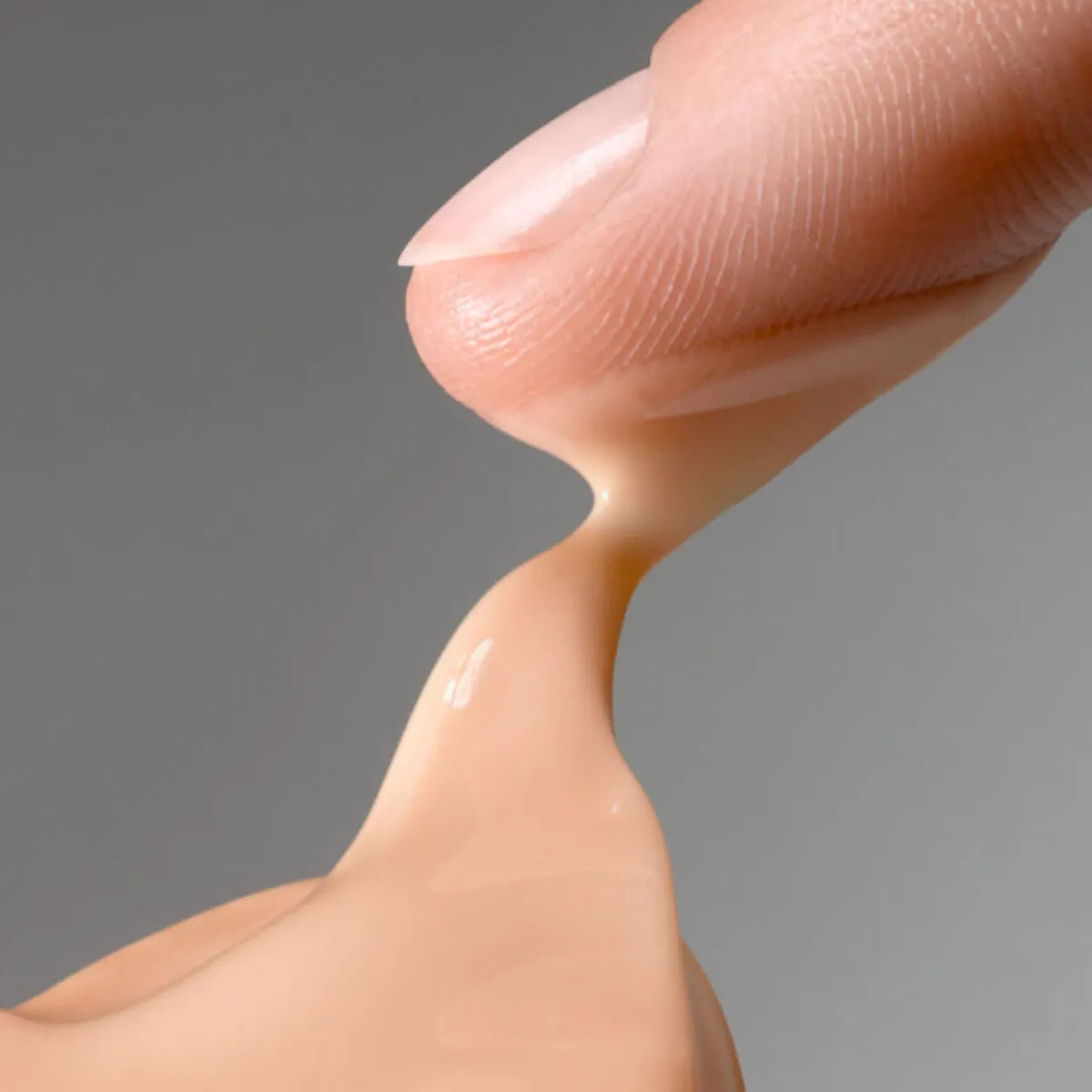 MÁDARA Kojic Alternative Pigment seerumi tasoittaa ihon sävyä