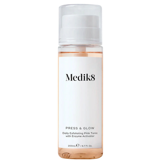 MEDIK8 Press & Glow 200 ml hellävarasti kuoriva kasvovesi