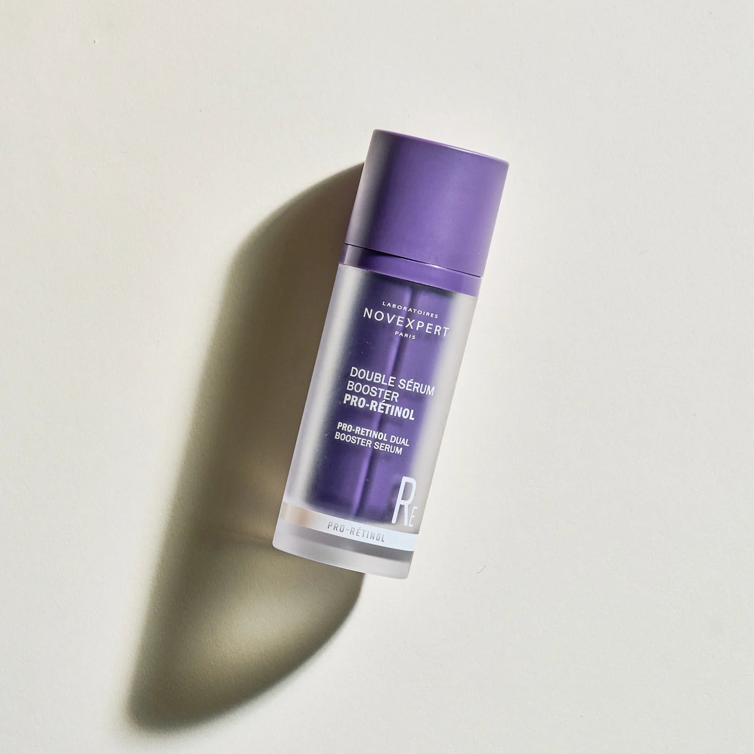 Novexpert Pro-Retinol Pro-Retinol Dual Booster seerumi 30 ml sisältää PHA- ja AHA-happoja