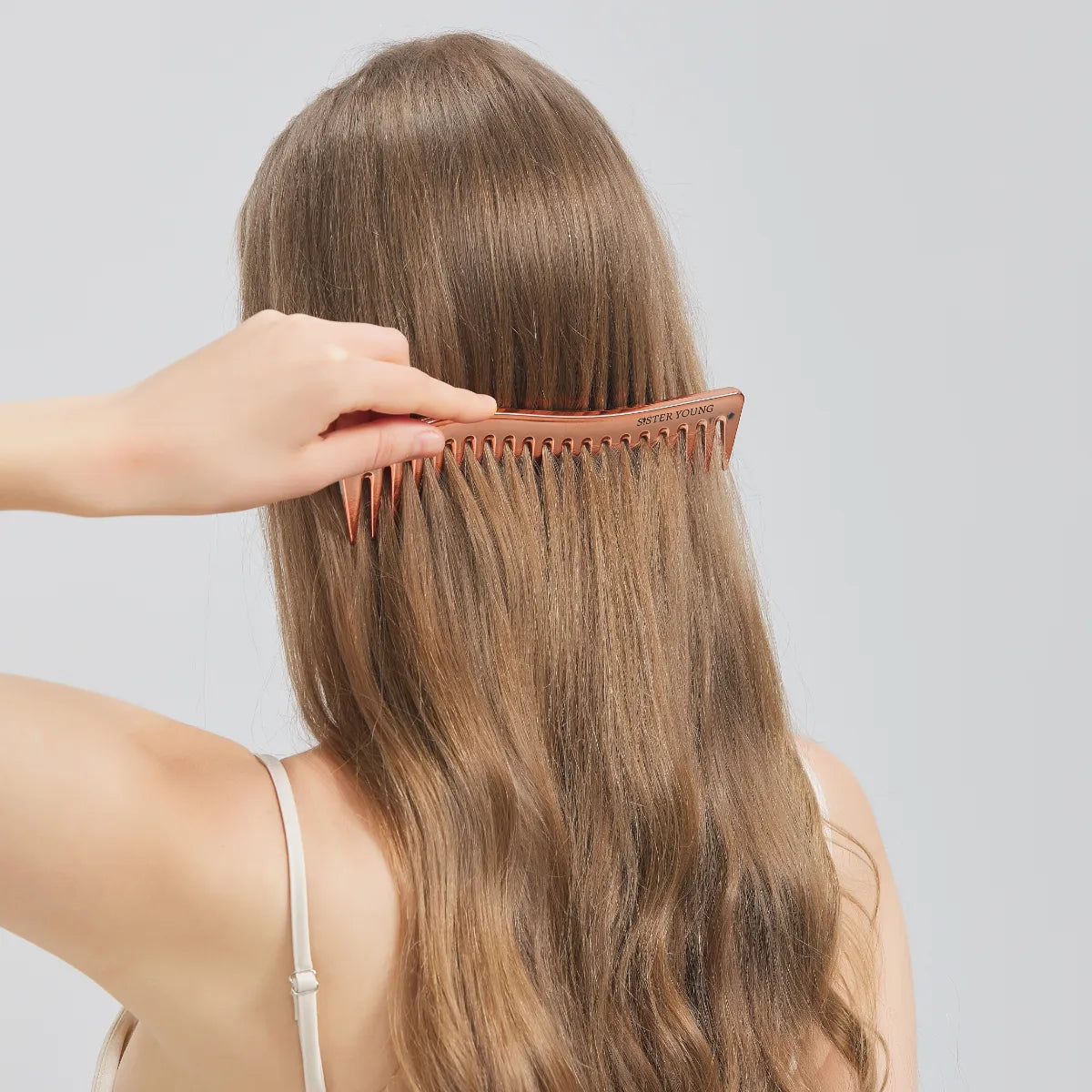 SisterYoung Zuri Gold Rose Hiuskampa – laineikkaille hiuksille