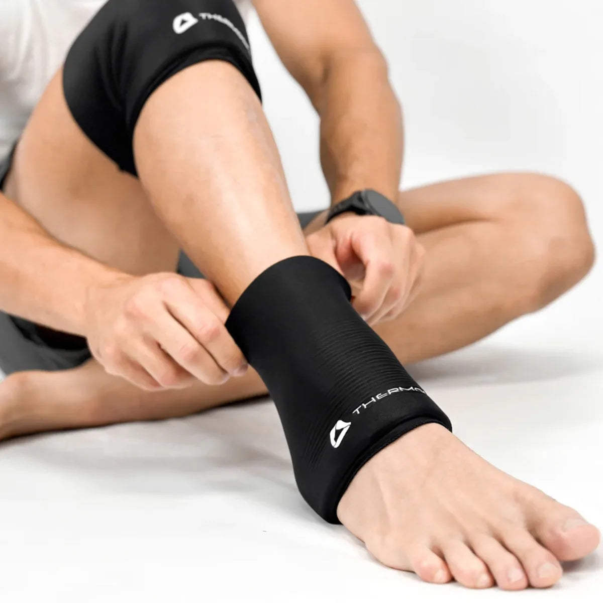 Thermoskin Recovery Ice Sleeve kylmä-kuumapakkaus nilkkavammoihin