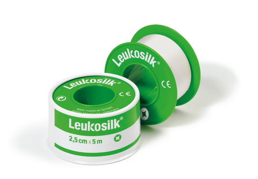 LEUKOPLAST Leukosilk ihoteippi 2,50 cm x 5 m suojakotelolla